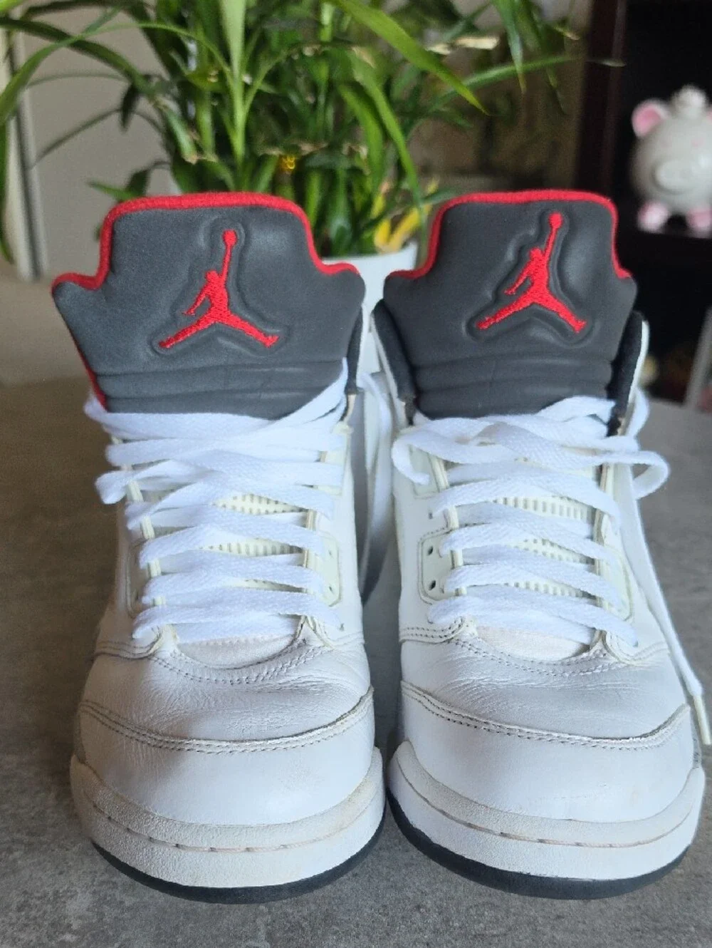 Air Jordan 4 Retro White Cement 2025 – Men’s Size 8
